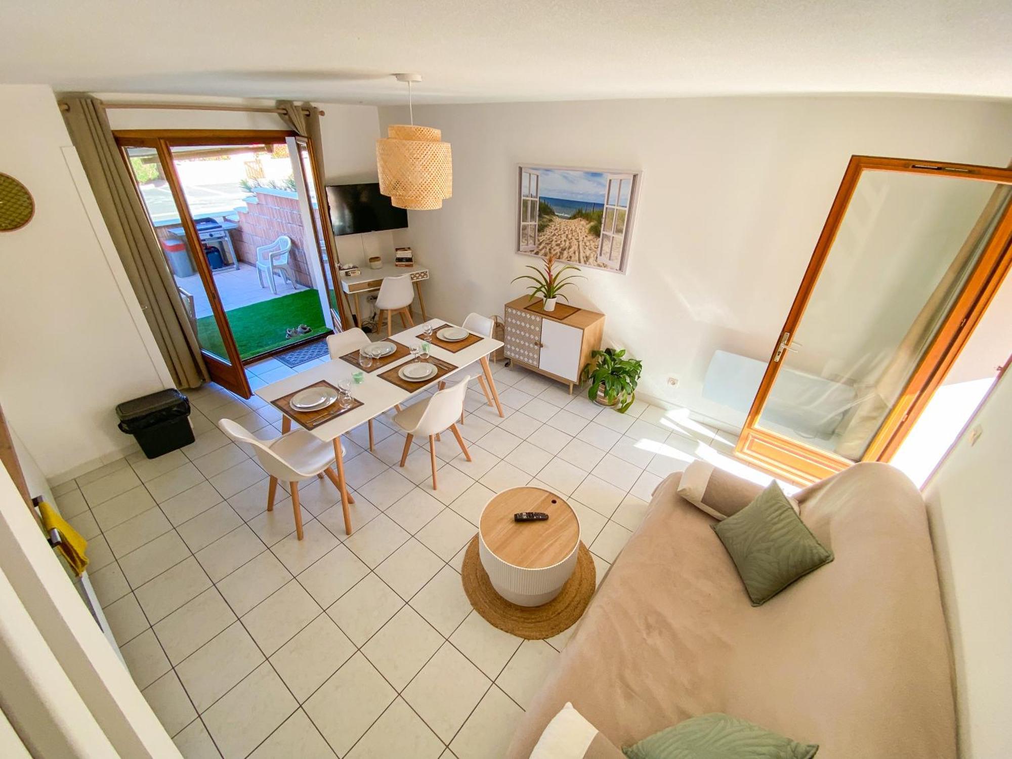 Maison "Douceurs D'Ete " Maison De Vacances Bord De Mer A Vias Plage - 600M De La Plage Et Du Canal Du Midi - Piscine Residentielle, Wifi Fibre, Activites Et Loisirs Eksteriør bilde