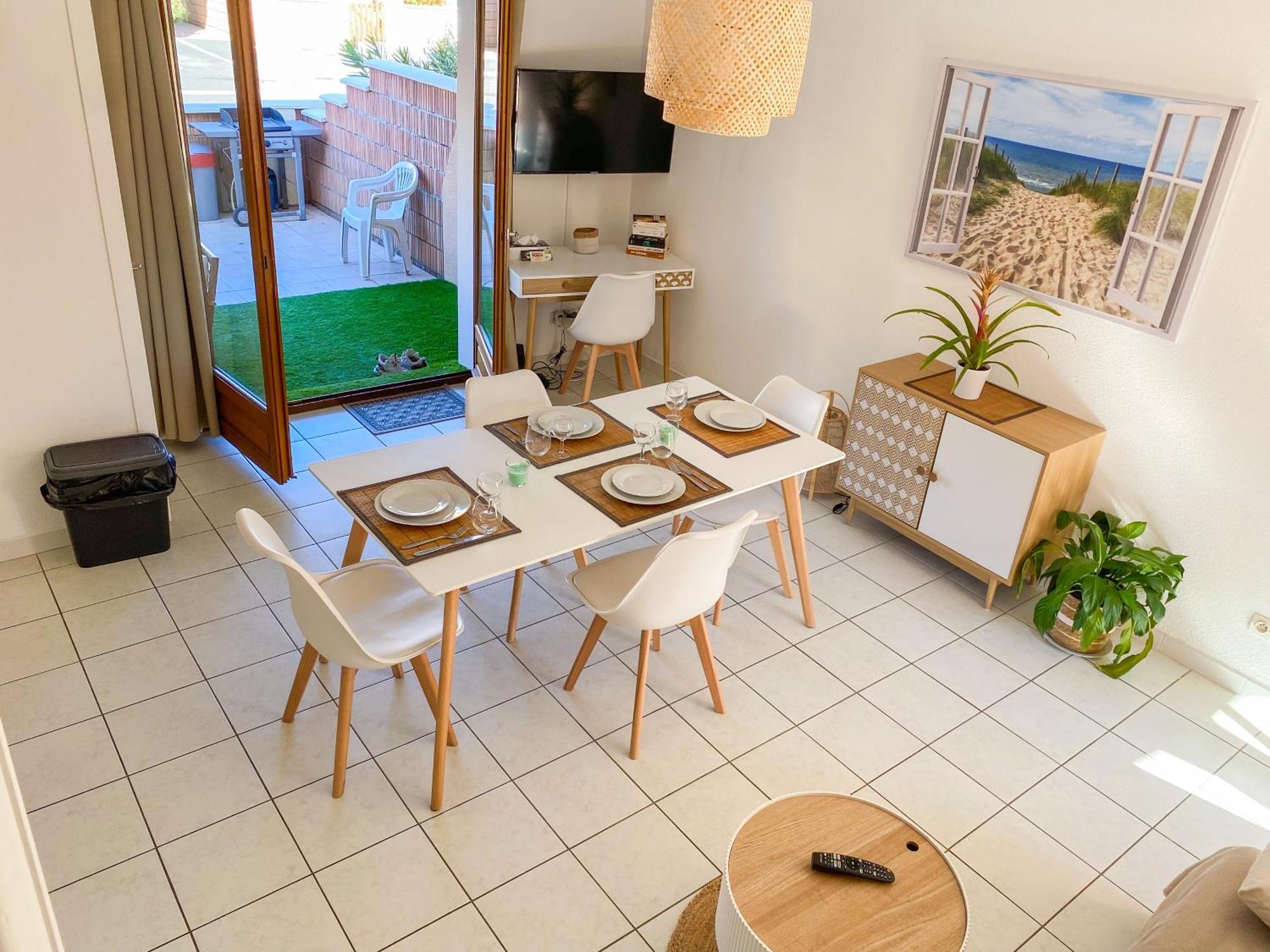 Maison "Douceurs D'Ete " Maison De Vacances Bord De Mer A Vias Plage - 600M De La Plage Et Du Canal Du Midi - Piscine Residentielle, Wifi Fibre, Activites Et Loisirs Eksteriør bilde